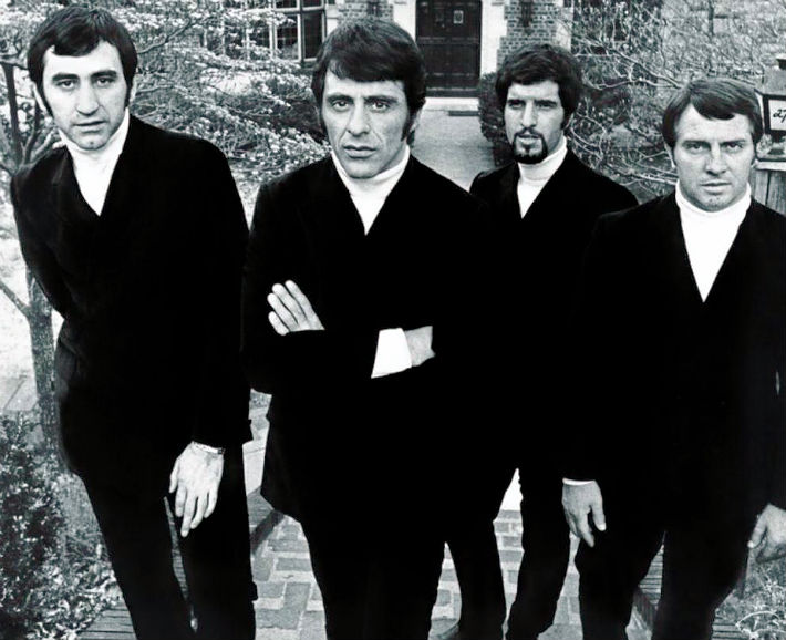 Frankie valli and the Four Seasons (courtesy of Dedica.LA)